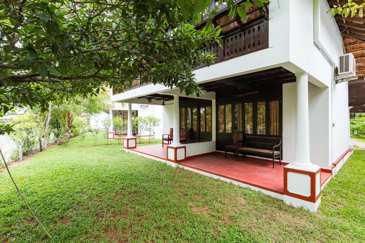 The Windsor Castle Hotel Kottayam Exterior photo
